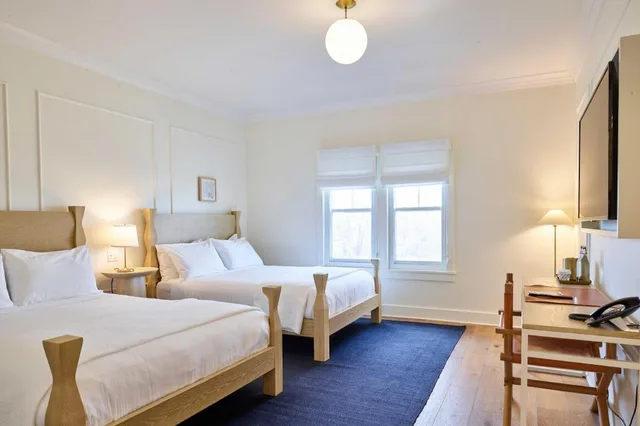 Standard, 2 Queen Beds, The Lake House on Canandaigua 2/3