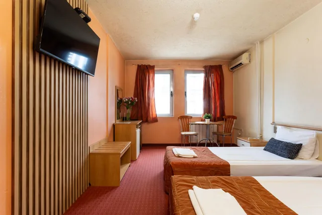 غرفة مفردة، Brod Hotel 18/20