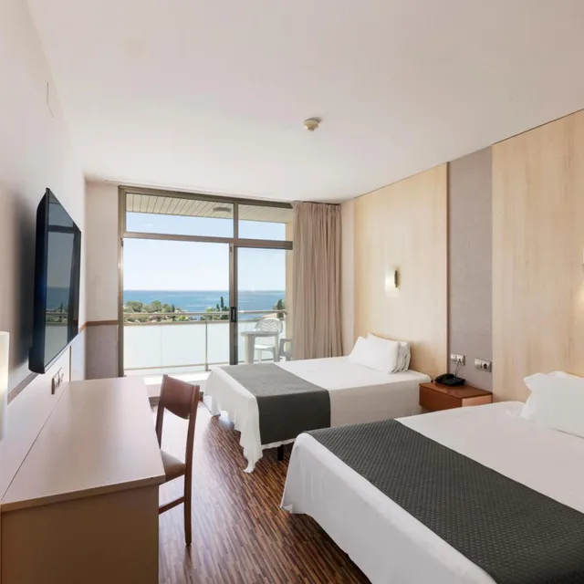 Room, Quadruple, Sea View, Ametlla Mar 5/10