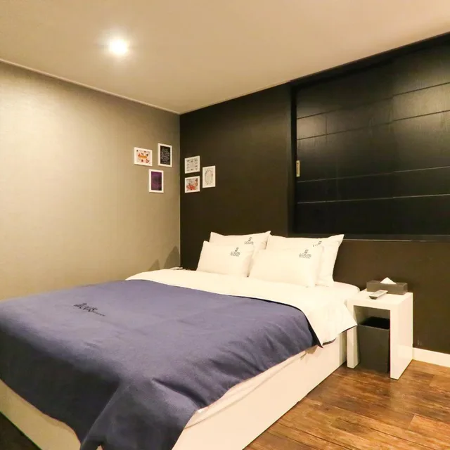 غرفة ديلوكس بسرير مزدوج، Louis Hotel 1/10