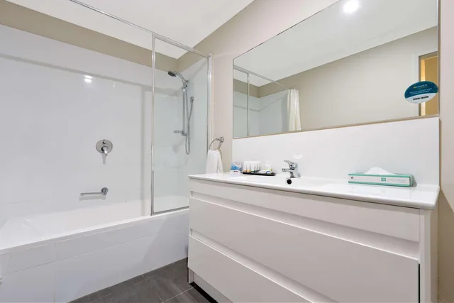 Upgrade, Suite, 4 Beds, Queen Bed، Quality Resort Sorrento Beach 9/10