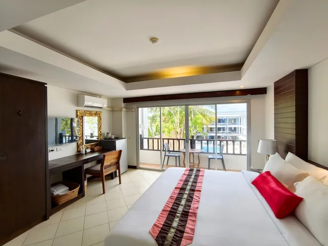 غرفة قياسية بسرير كوين بإطلالة على المسبح، Wild Orchid Villa Krabi 7/10