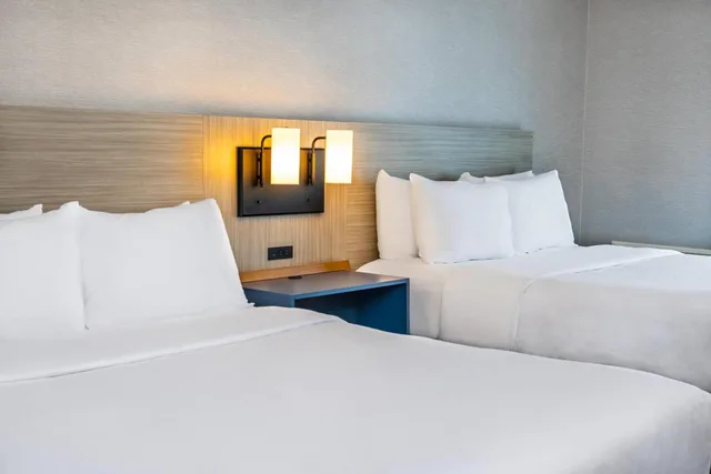 غرفة قياسية بسريرين كوين في الطابق الأرضي، Comfort Inn Gatineau 6/10