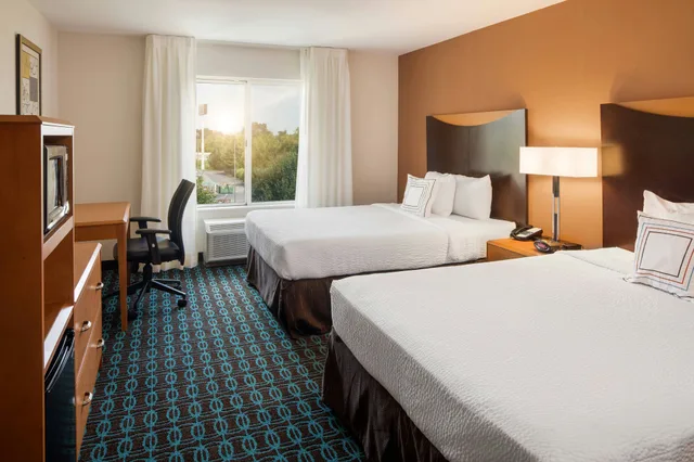 غرفة بسريرين كوين، Fairfield Inn And Suites Conway 1/2