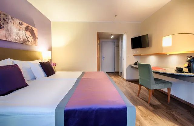 Plus, Superior, Twin Beds, Queen Bed، Leonardo Boutique Hotel Rigihof Zurich 2/10