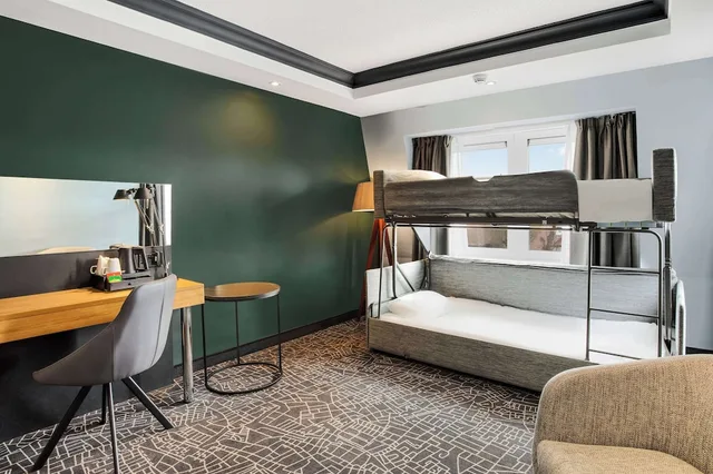 غرفة عائلية بسرير كينج، Radisson Hotel York 6/9