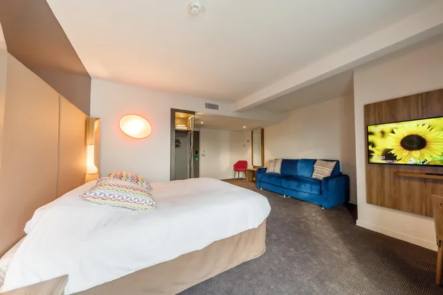 غرفة رباعية بسرير مزدوج مع أريكة، Campanile Findrol Savoie Leman 5/10