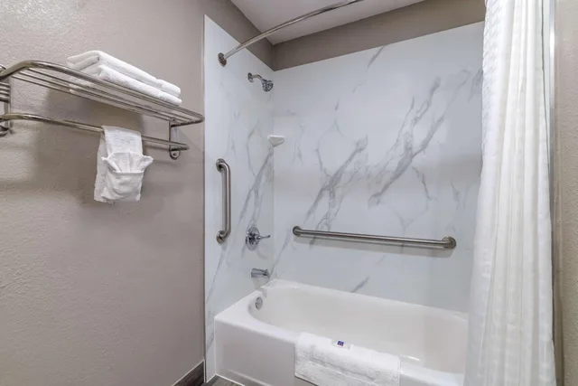 غرفة بسرير كينج، Motel6 Brenham, TX 5/5