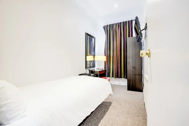 غرفة قياسية بسرير مزدوج، London Shelton Hotel, Finsbury Park 1/6