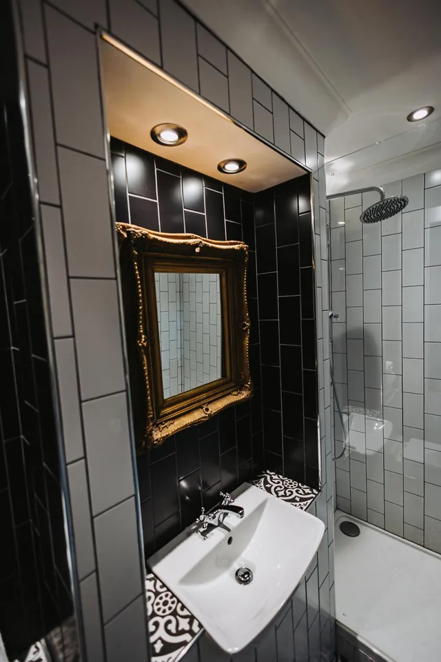 غرفة بسريرين منفصلين، Brook Hall Hotel 2/3
