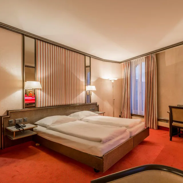 غرفة بسرير كينج، Hotel Monopol Luzern 7/10