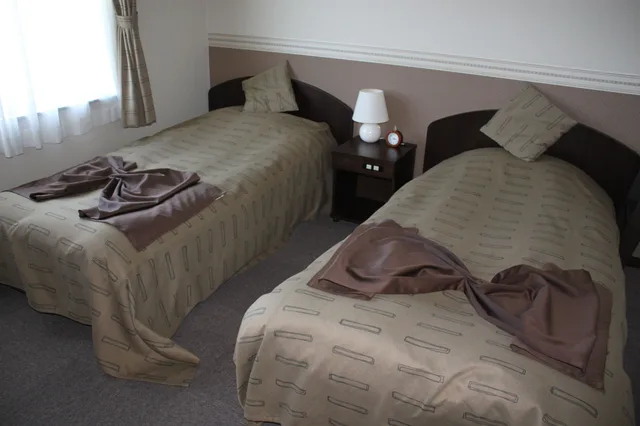 غرفة بسريرين منفصلين، Petit Hotel Blaneneige 3/5