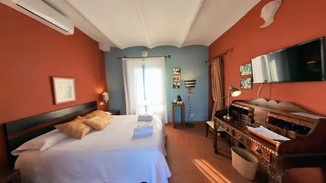 Room, Double Bed, Utopia 10/10
