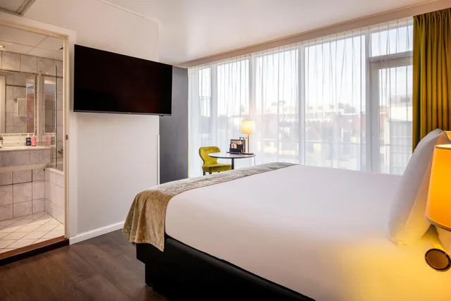 Classic, Double Bed, Thon Hotel Bristol Stephanie 1/10