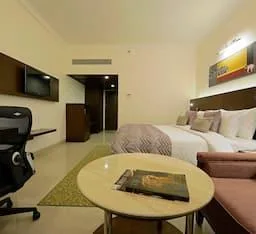 غرفة تنفيذية مفردة، THE GATEWAY HOTEL LAKESIDE, HUBLI 1/1