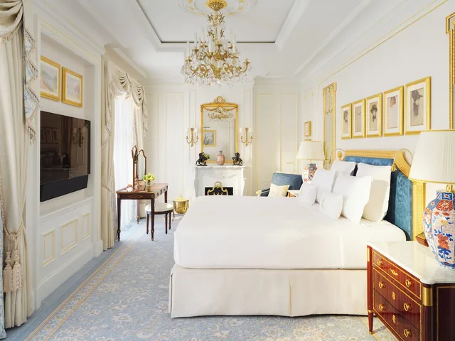 غرفة ديلوكس بسريرين منفصلين، RITZ LONDON 4/10