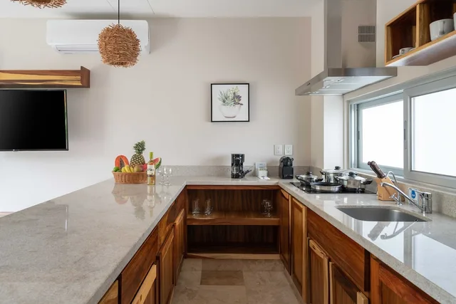 شقة كلاسيكية بسرير كينج مع أريكة، Valhalla Residence by Biwa 6/6