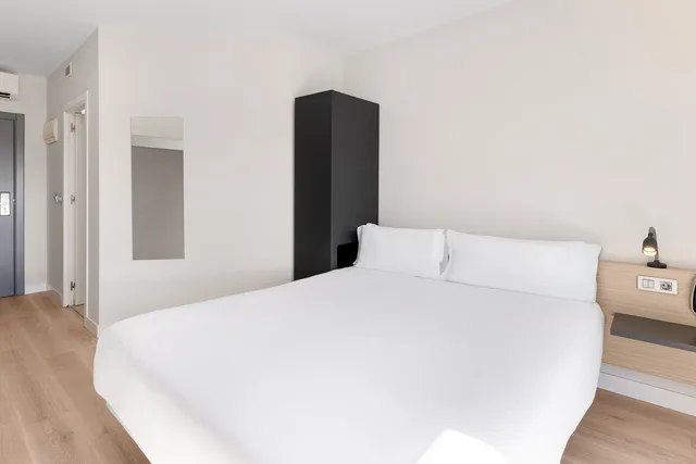 غرفة مفردة، B&B HOTEL Granada 1/2