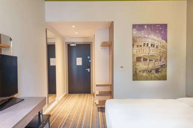 غرفة سوبيريور بسرير كينج، Radisson Hotel Manchester City Centre, A Verified Net Zero Hotel 10/10