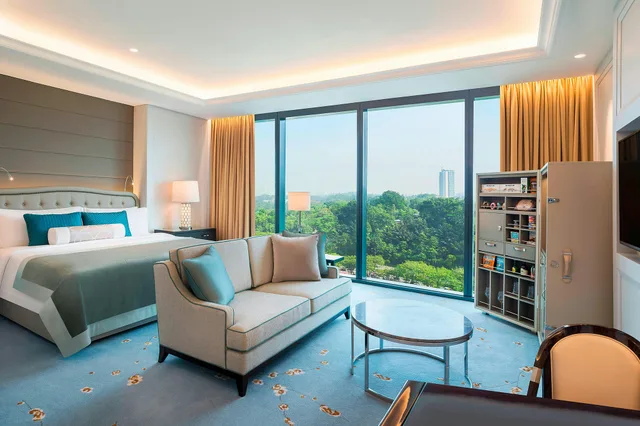 Room, King Bed, THE ST. REGIS KUALA LUMPUR 1/3