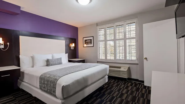 جناح بسريرين كوين، Surestay Hotel By Best Western Beverly Hills West 6/10