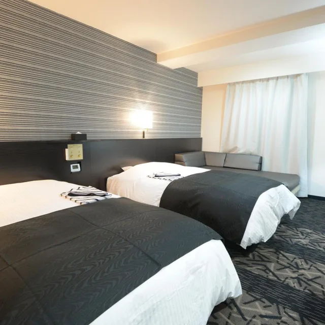 غرفة بسريرين منفصلين، APA Hotel Suzuka-Chuou 1/7