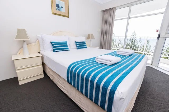 شقة تنفيذية بسرير كوين وسرير فردي بغرفتي نوم، Burleigh Surf Apartments 2/6