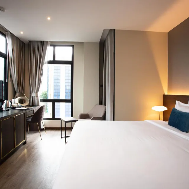 غرفة ديلوكس بسرير كينج بإطلالة على المدينة، SAM E Hotel Bangkok Sathorn 1/7