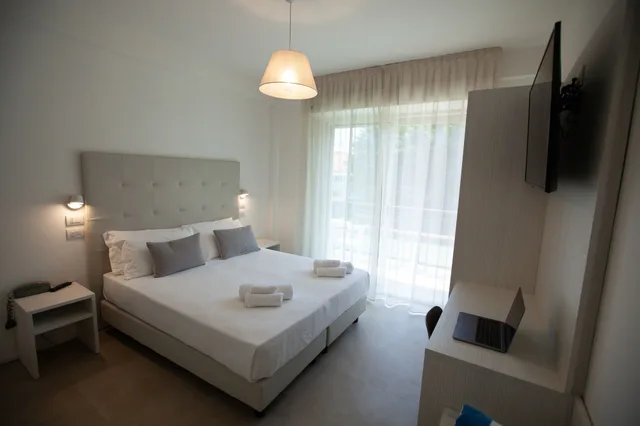 غرفة ديلوكس بسرير مزدوج بشرفة، Hotel Maestri 2/10