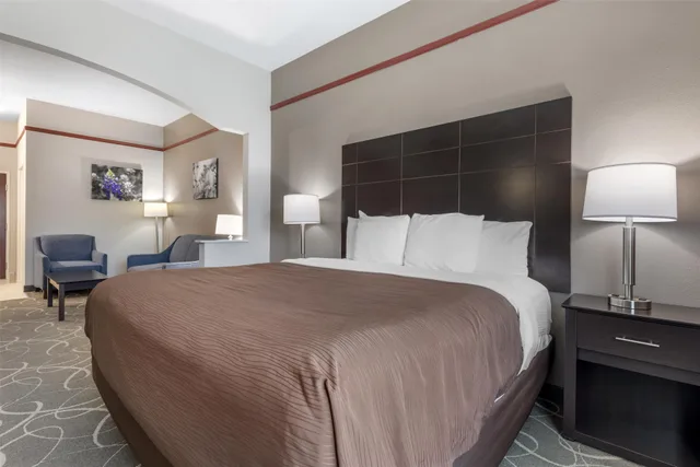 جناح بسرير كينج، Best Western Limestone Inn & Suites 2/4