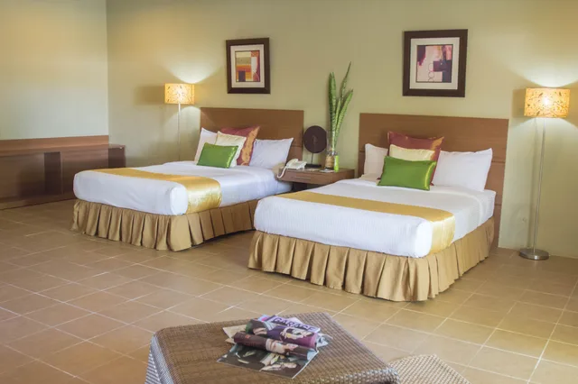 جناح بسريرين كوين، Almont Inland Resort 3/8