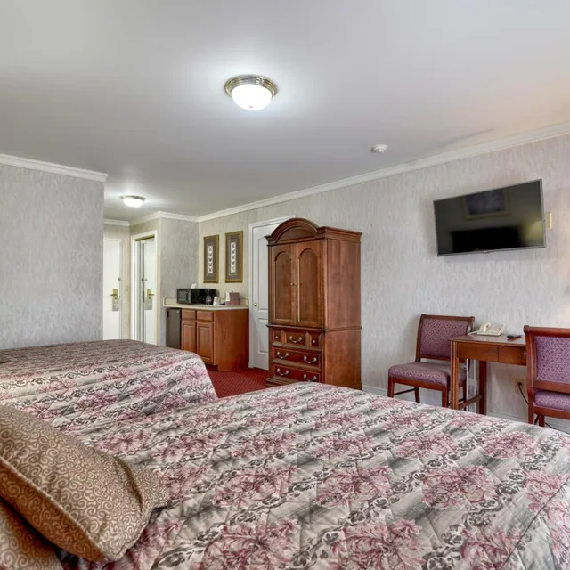 غرفة ديلوكس بسرير مزدوج بشرفة، Roosevelt Inn And Suites 9/10