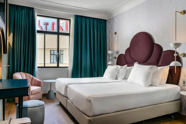 Basic, Double Bed, Vincci Capitol 2/9