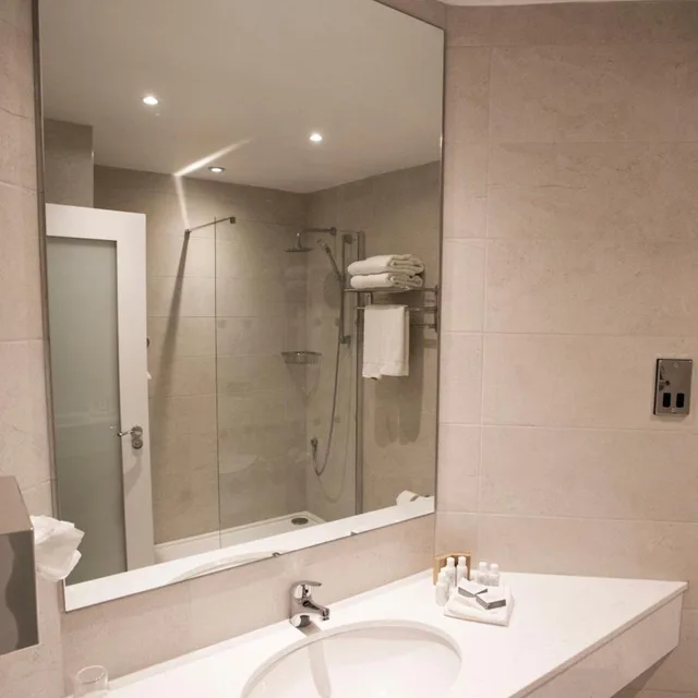 Executive, Double Bed, The Grand Malahide 5/9