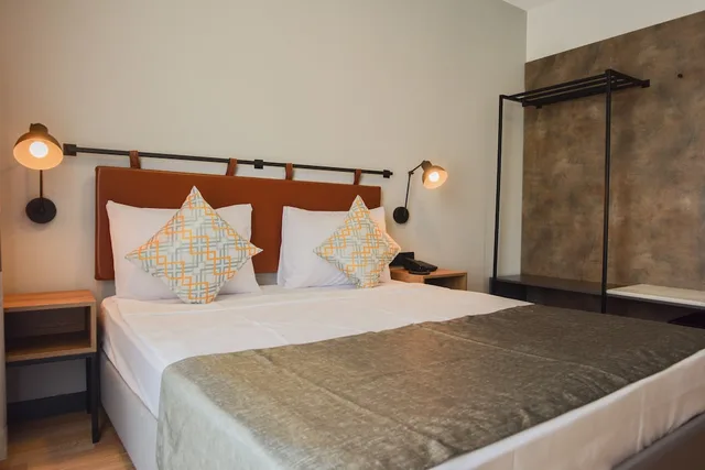 Standard, Triple, 1 Double and 1 Single Bed, Ramira Joy Hotel 2/7