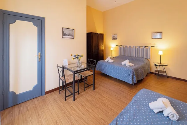 غرفة عائلية بسرير كوين بغرفة نوم واحدة في الملحق، B&B Le 4 Stagioni Dante's Suites 1/1
