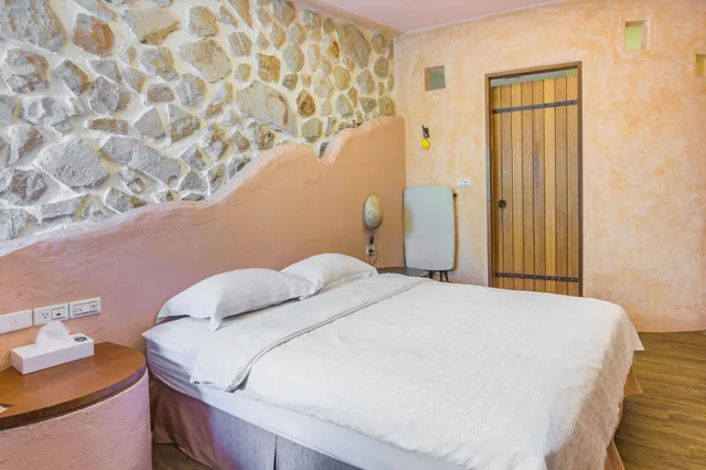 Deluxe, Quadruple, King Bed, Kenting Fairyland & Farm Guest House 3/8