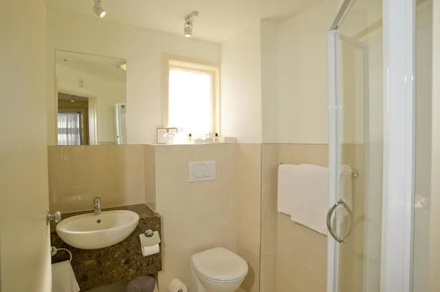 غرفة قياسية ثلاثية، Kingsgate Hotel Te Anau 1/1