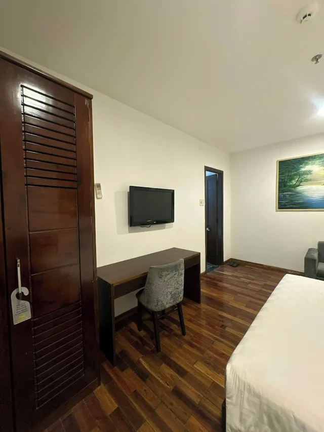 Basic, Queen Bed, No Window، Big Home Hotel 4/6