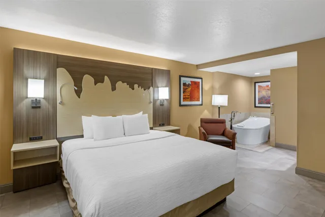 جناح رئاسي بسرير كينج مع أريكة، Best Western Plus Canyonlands Inn 5/10
