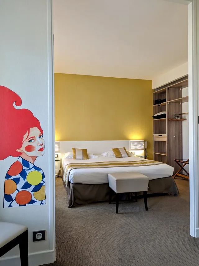 Plus, Comfort, King Bed, Citotel Arverna Vichy 2/10