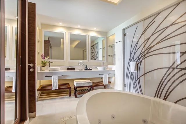 4 Bedrooms, Diamond Club, Chairman, Luxury, Suite, 2 King Beds, 4 Queen Beds, Ocean Front, Royalton Negril, An Autograph Collection All-Inclusive Resort 4/4