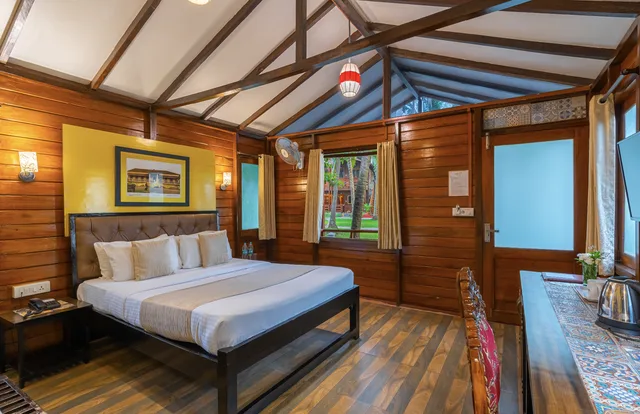 شاليه، LA CABANA BEACH and SPA 1/2