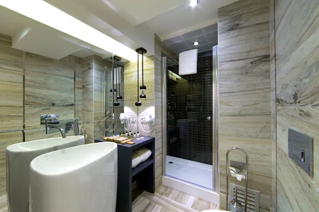 غرفة اقتصادية بسرير مزدوج، The Place Hotel 1/3