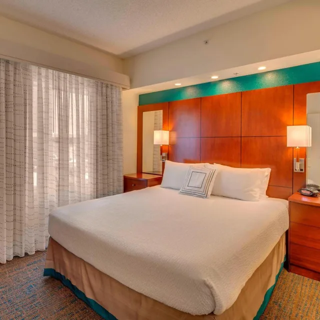 جناح بغرفتي نوم لذوي الإعاقة، Residence Inn Ocala 1/4