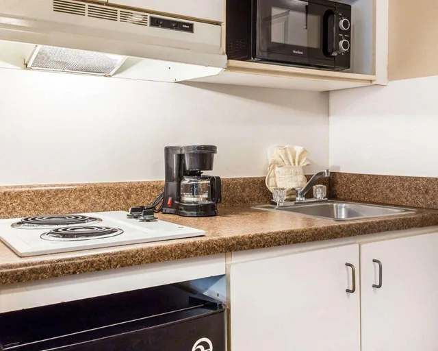 غرفة قياسية للمدخنين، Suburban Studios Kennesaw Marietta North 6/6