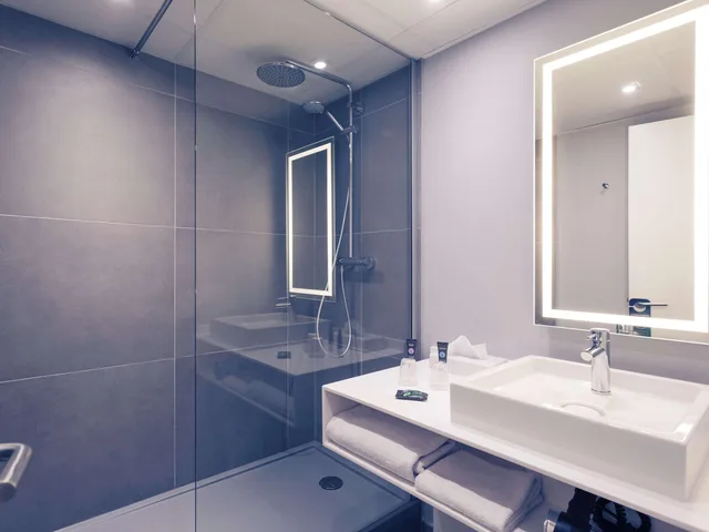 غرفة تنفيذية بسرير كوين، NOVOTEL BOURGES 6/8