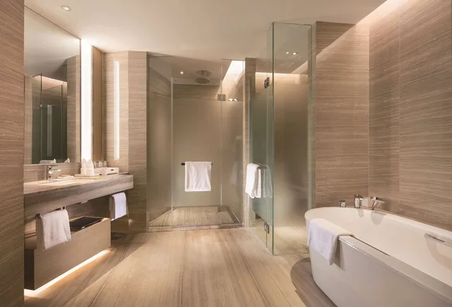 غرفة بريميوم بسرير كينج بإطلالة، Hilton Shenyang 3/3