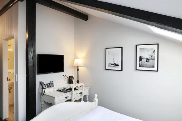غرفة بسريرين منفصلين أو سرير مزدوج، Fosshotel Baron 8/10