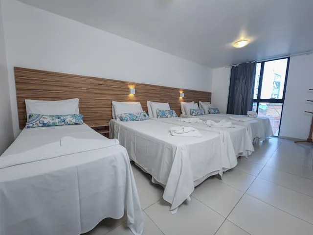 غرفة عائلية بسرير كوين وسريرين فرديين، Refugio Hotel 1/3